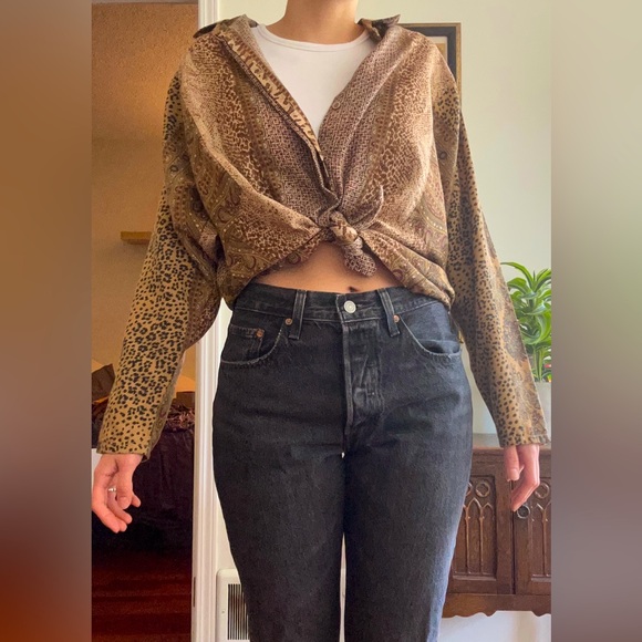 Patterned button down - Picture 4 of 5